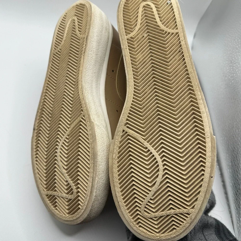 Nike Blazer Low Platform Casual Shoes Tan Suede Leather Women US 7‎ EUR 38